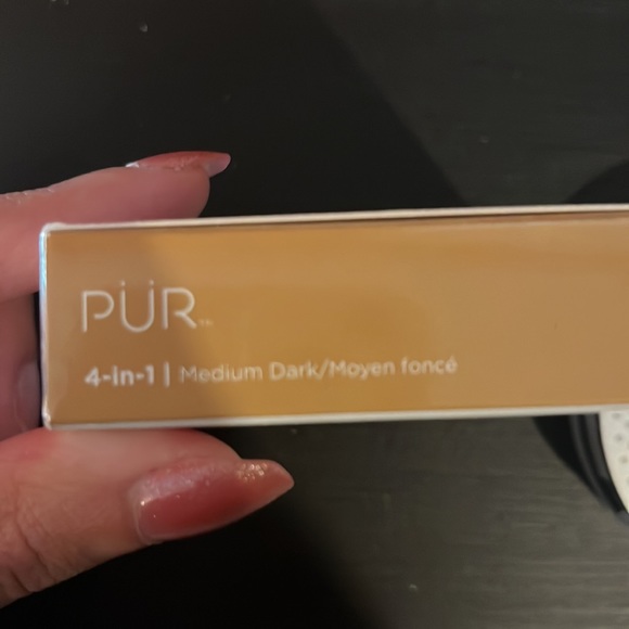 PUR Powder Foundation - Picture 3 of 3